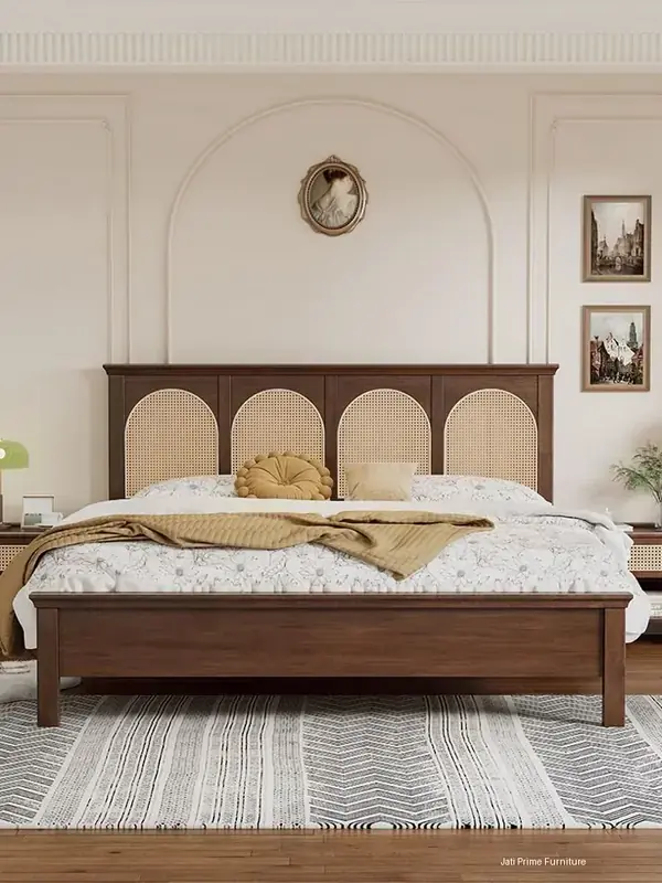 Tempat Tidur Jati Desain Minimalis